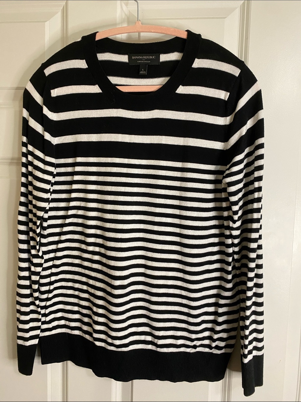 Banana Republic Factory Black & White Striped Crewneck Sweater